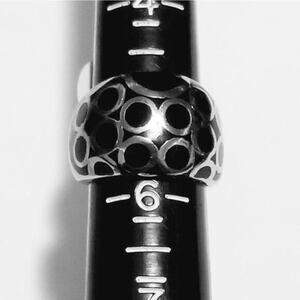 New stainless‎ steel women's black and silver ring size 6